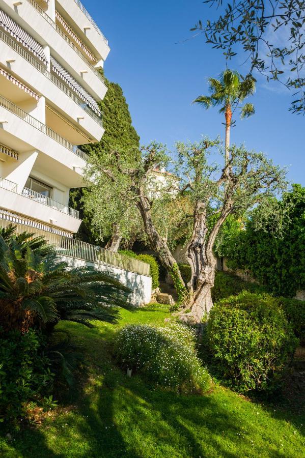 Ferienwohnung Les Oliviers Ueber Den Daechern Von Ruhig Sonnig Meerblick Pool Tiefgarage Parkplatz *