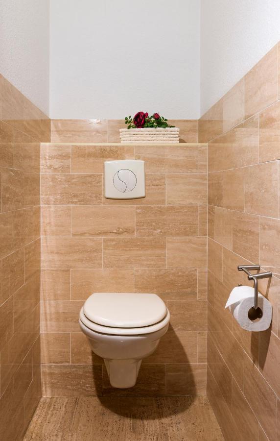 Ferienwohnung Les Oliviers Ueber Den Daechern Von Ruhig Sonnig Meerblick Pool Tiefgarage Parkplatz Appartamento *