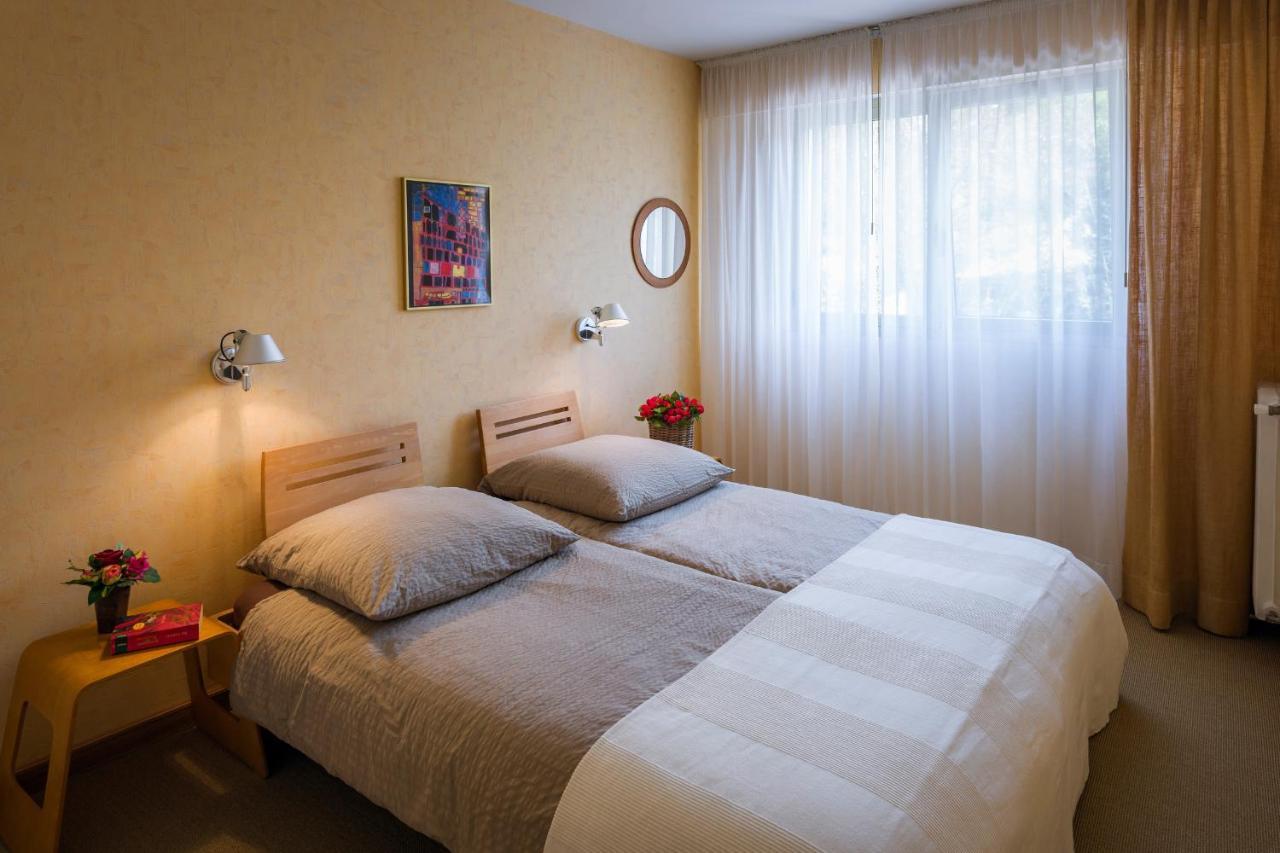 Ferienwohnung Les Oliviers Ueber Den Daechern Von Ruhig Sonnig Meerblick Pool Tiefgarage Parkplatz Appartamento *